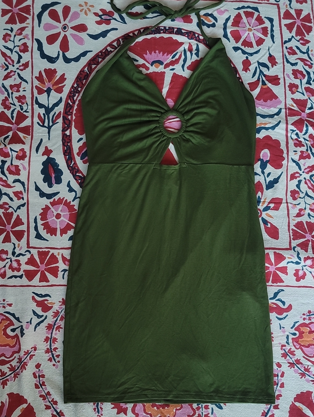 NWOT Forever 21 Y2K Flattering Olive Green Halter Backless Body Con Mini Dress